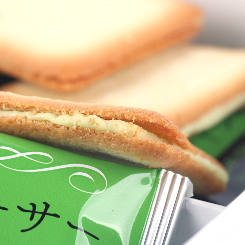 日本进口日光抹茶味夹心白色猫舌恋人饼干10枚礼盒装生日节日礼物