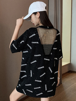 Open-back hollowed-out letter t-shirt short sleeve woman loose display slim summer fashion foreign air half sleeve 100 lap mid-length blouse