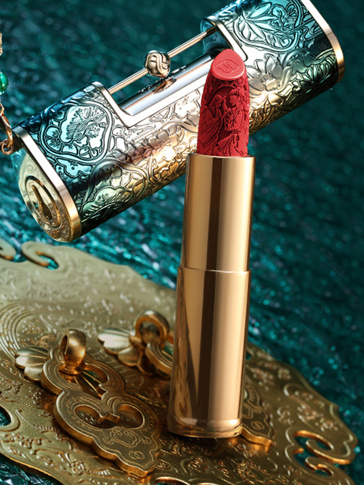 花西子同心锁口红浮雕雕花哑光唇膏