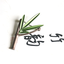 Bamboo brooch Scarf buckle Shawl buckle Original literary fan Bamboo leaf corsage scarf Sweater cardigan coat pin buckle