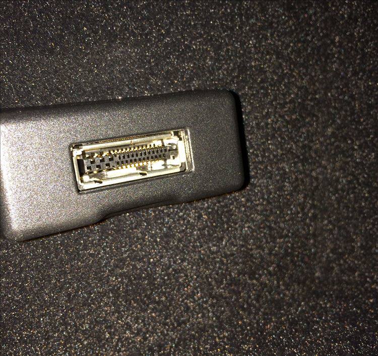 请确认原车有此音乐接口方可用注(此线只可通过耳机接口连接播放音乐