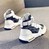 Winter plus velvet Martin boots mens high-help British wind Joker Korean version of Gaobang shoes mens tide warm cotton shoes Martin shoes men