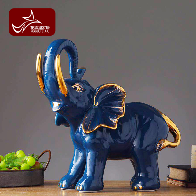 The Town house lucky living room TV ark, elephant furnishing articles and a pair of ou porch home decoration ceramic arts and crafts