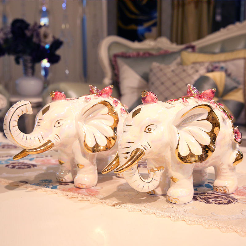 European ceramic lucky elephant place to live in the living room TV cabinet furnishing articles wedding decoration creative wedding gift