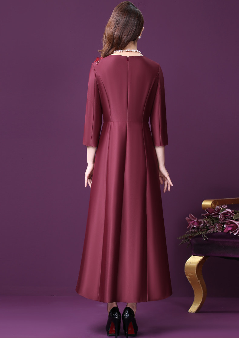 wxy-a6-06177新款优雅气质修身立体刺绣长款礼服裙