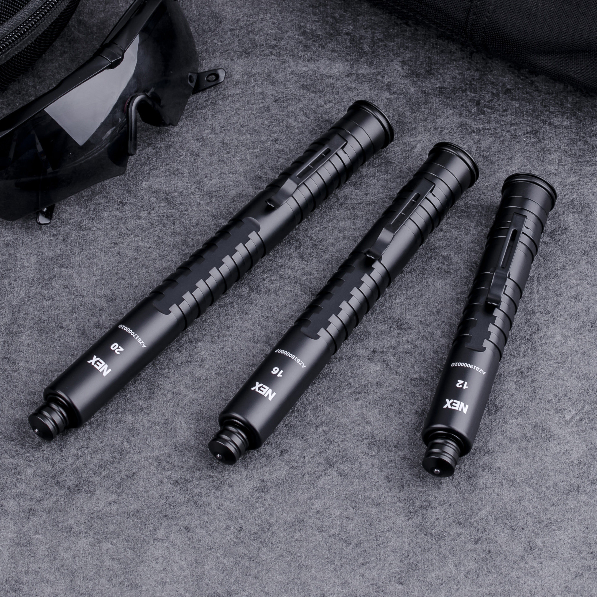 一棍两用你的贴身侍卫nex19寸带灯勤务机械棍评测