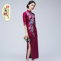 Cheongsam female 2021 Spring Summer New heavy silk long embroidery retro elegant improved mid-sleeve annual dress