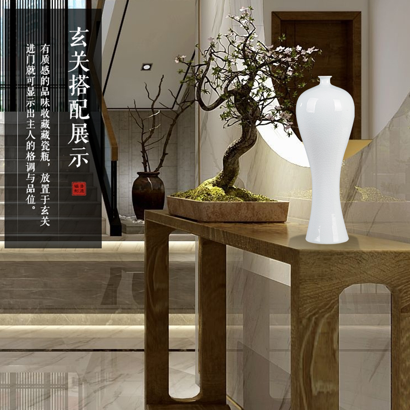 Jingdezhen ceramics white vase is contracted and I longquan celadon household decoration wine accessories furnishing articles