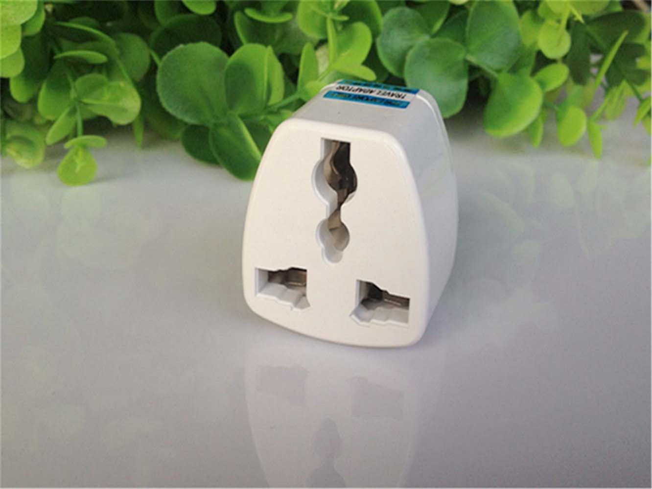 旅行转换插座港版苹果iphone6/7s充电转换接头万能插口转换器插头