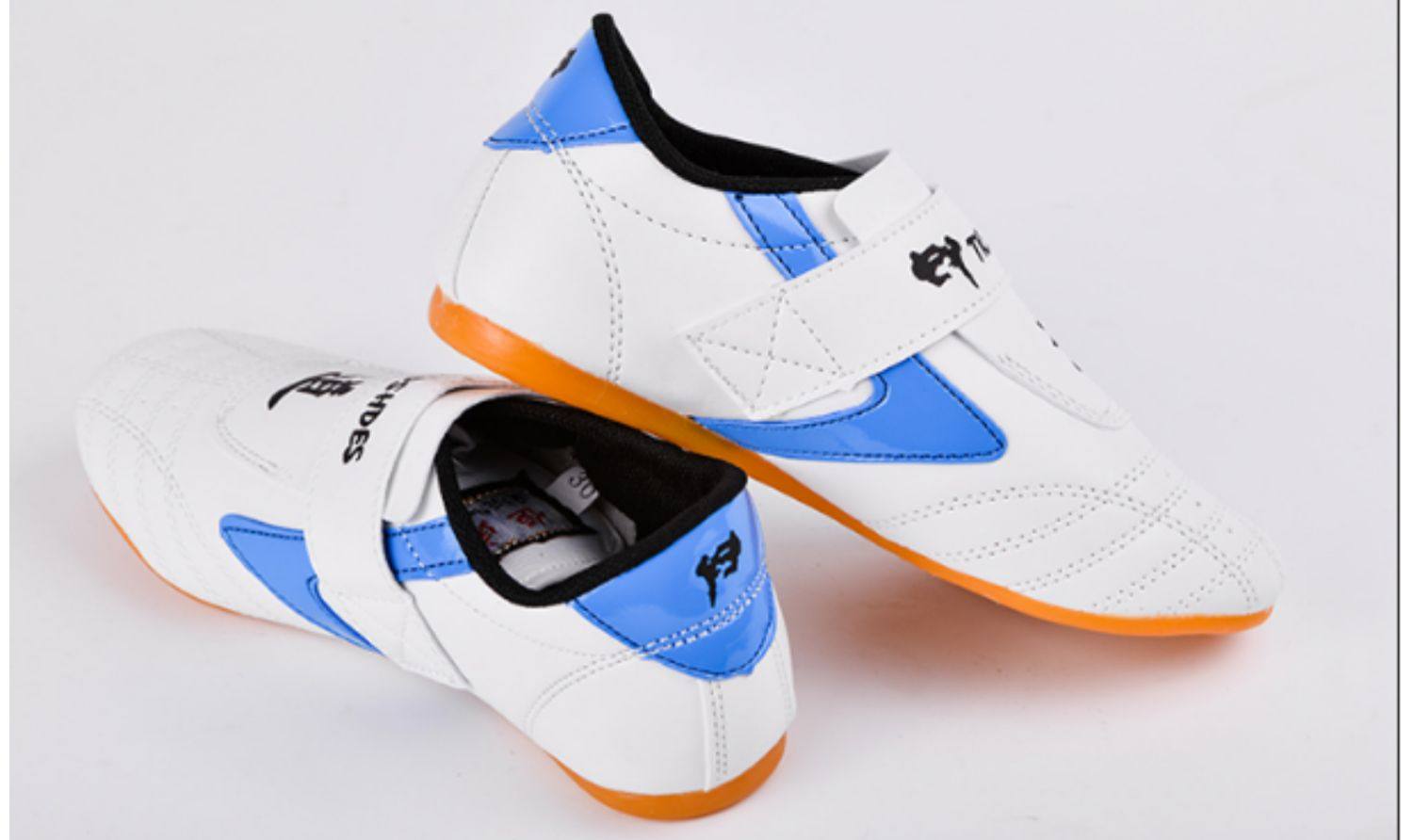 跆拳道鞋成人男女跆拳道儿童透气防滑牛筋底跆拳道26到34偏大一码