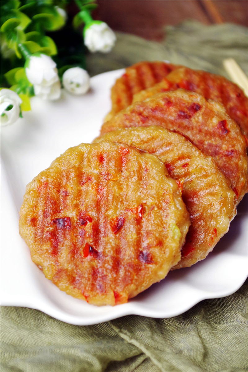 肉饼这么煎,既省油又美味,家人可喜欢啦