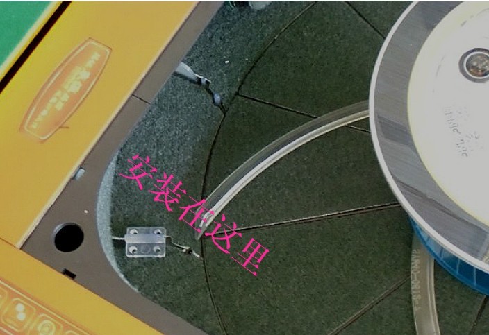 卖点:  标签:牛筋,配件,各款,大盘,麻将桌  店铺名称:小程麻将机