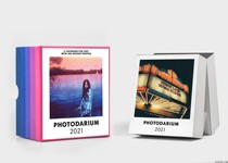 Polaroid calendar 2022 Poladarium photo desk calendar Classic edition 365 new year birthday gift Reservation