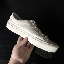 Small white shoes men 2021 autumn soft soles casual men shoes Korean version of versatile trendy shoes simple breathable Sports Board Shoes