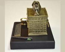 Israeli Ark of the Covenant Sculpture and Artwork