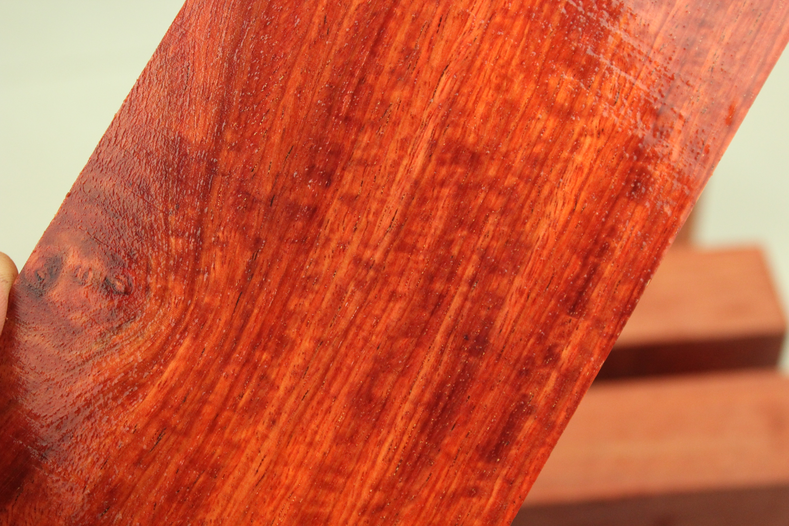 赞比亚血檀佛珠木料 弹弓料 刀柄料 把件料 二胡料 雕刻料 贴片料