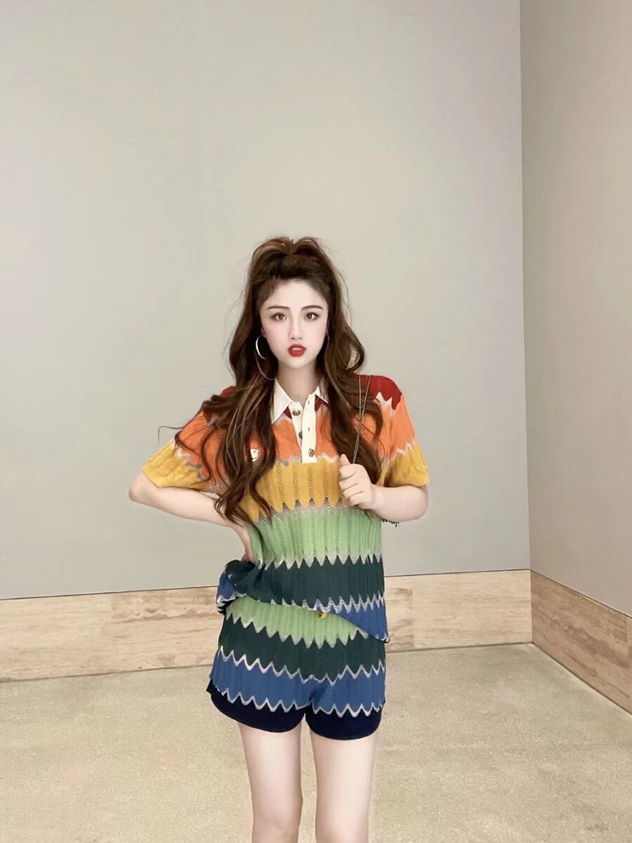 亲妈~乌丫播芬2022夏季新款复古彩虹条纹polo领针织衫短袖t恤 - 17网