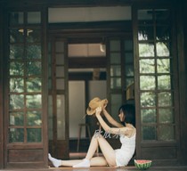 Taking View Wedding Dress Photography Outdoor Cedar Wood Log New Storefront Door Decoration With Wooden Door glass door Tian Yuan Garden Republic Wind