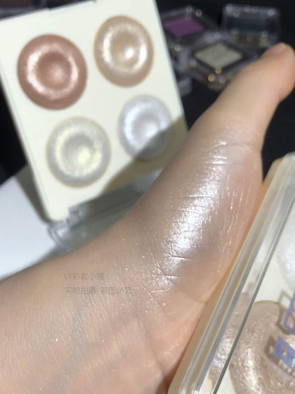 잘 사용하는 권장 신제품! 인기없는 베이킹 파우더 하이 글로스 디스크 매일 분쇄되고 미세한 깜박이는 요정 생강 하이라이트 섬세한 부드러운 부드러운 잘 사용하는 권장 신제품! 인기없는 베이킹 파우더 하이 글로스 디스크 매일 분쇄되고 미세한 깜박이는 요정 생강 하이라이트 섬세한 부드러운 부드러운