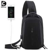 Factory direct 2020 new large capacity chest bag Korean version of mens shoulder shoulder bag casual fashion outdoor small bag