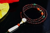 A true Hundred Years of cinnabar for the old Star Moon Bodhi Buddha beads Tibetan luxury ornaments