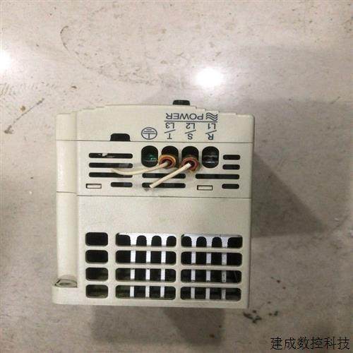 협상 가능한 (협상 가능한) 분해 된 델타 주파수 변환기 VFD004M21A. 04KW 22 협상 가능한 (협상 가능한) 분해 된 델타 주파수 변환기 VFD004M21A. 04KW 22