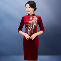 Middle-aged womens clothing 2021 new wedding dress mother-in-law wedding dress gold velvet cheongsam dress mother dress spring and autumn dress