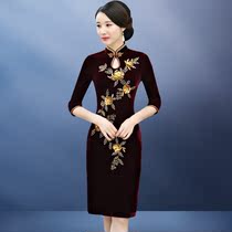 2021 new large size mother-in-law wedding dress dress gold velvet daily improvement cheongsam dress noble