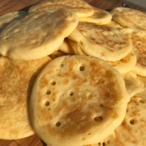 Northeast Corn flour big cake rice cake cake pan out Miscellaneous grain cake beef tongue cake 1500g