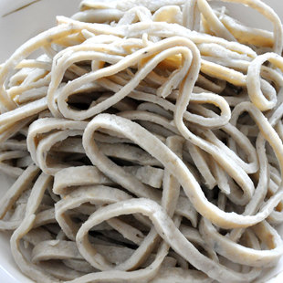 象山石浦海鲜鱼滋面250g用99%马鲛鱼肉鱼饼鱼面鱼丝面现做现卖