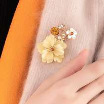 Chinese style retro glazed flower brooch high-end luxury womens sweater pin brooch cardigan coat antique accessories
