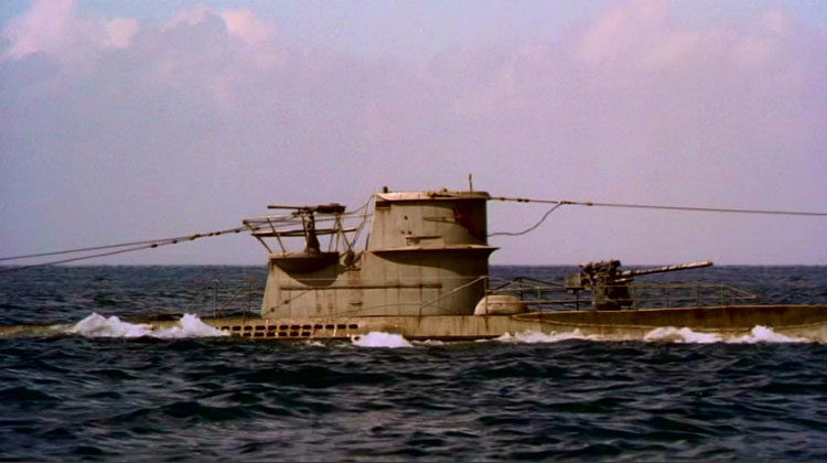 正品小号手1:144电动带自动浮沉潜艇模型二战德国u型潜艇u-571