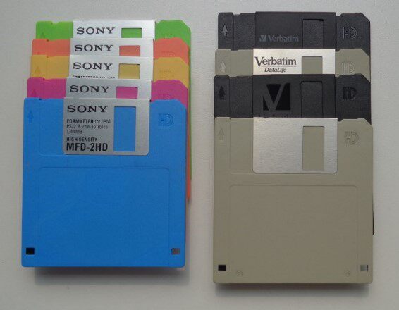 5寸软盘 3.5寸磁盘 1.44m 黑色 灰色 彩色