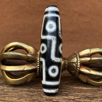 Tibetan Tianzhu inlaid with silver nine-eyed Tianzhu genuine to pure agate chalcedony pulp oil weathering clear