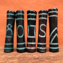 Tibet Xiangxiong Tianzhu Tibetan legend Heaven and earth noble bone-shaped Tianzhu Various totems Natural cinnabar