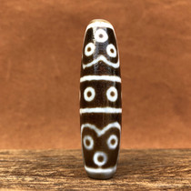 Tibetan Tianzhu Tibetan legend seventeen-eyed Tianzhu genuine to pure agate chalcedony package pulp oil run weathering clear