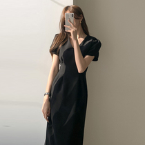  French light luxury Hepburn style dress 2021 summer new black waist slim V-neck bubble sleeves H-shaped small black skirt