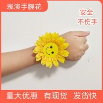 Childrens dance sunflower smiley face sunflower flower dancing hand flower games show props Flower baby wrist flower