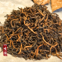 One taste of Zen in 2018 half a catty for 3 years Chen Menghai ancient tree material Gold Bud ancient tree tea Puer tea cooked tea