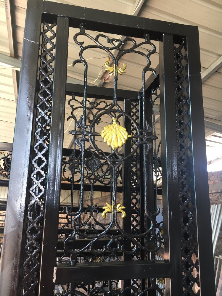 铁艺大门 铁艺柱子专用花 可焊接 型号065 规格740*285