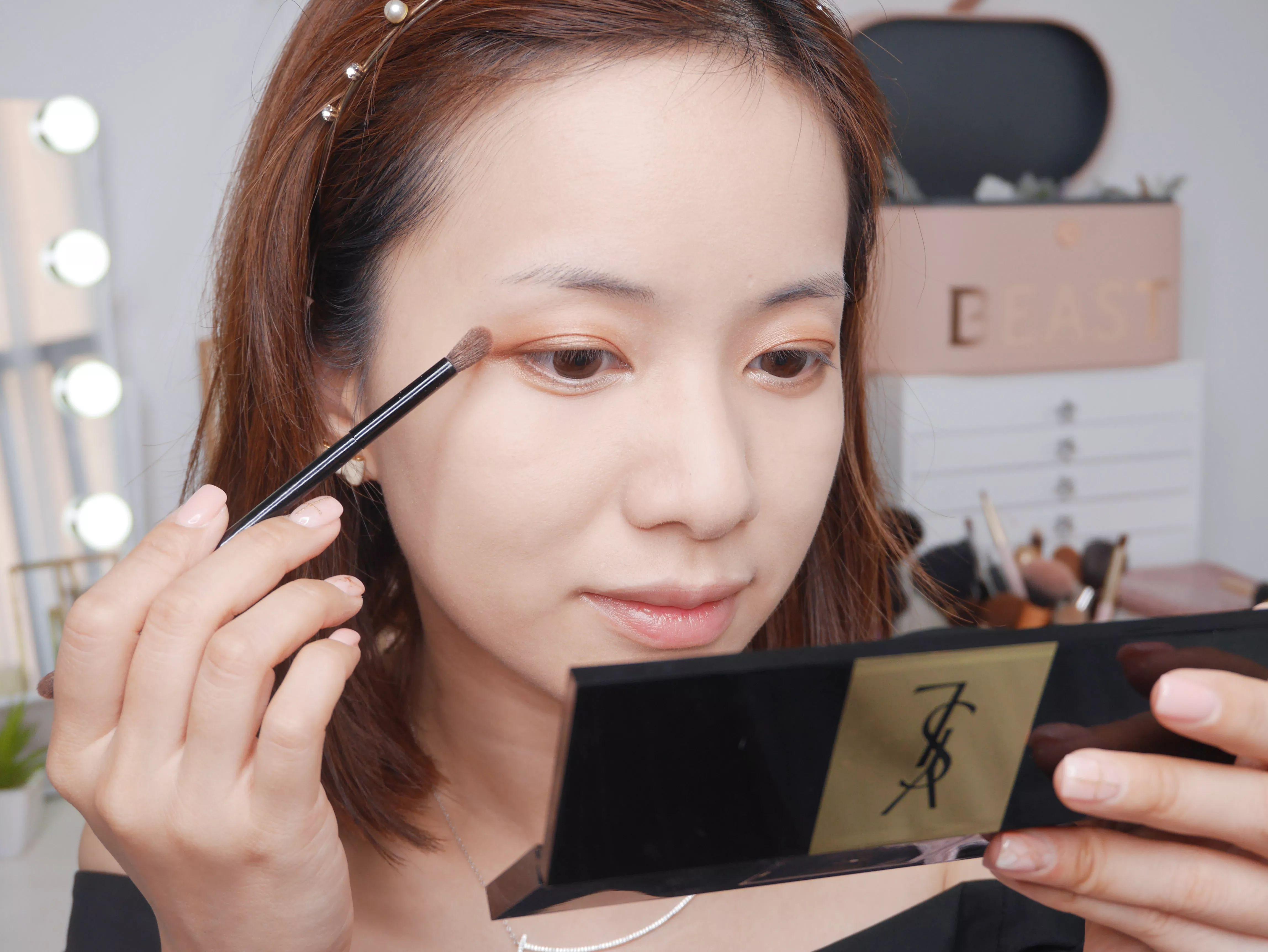 手残党福利,画眼影原来是有技巧的-趣美搭