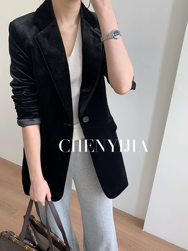 Phụ nữ cao cấp nhung đen một nút ve áo ngắn mỏng phù hợp với giản dị phù hợp với áo khoác mùa thu năm 2021 phong cách mới - Business Suit