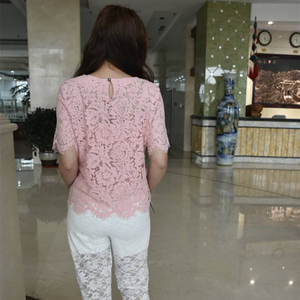 短袖蕾丝衫夏季新款宽松百搭甜美睫毛花边镂空透肉衣服大码女上衣