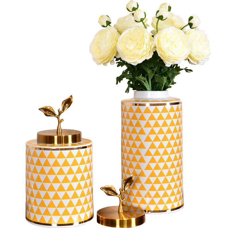 The modern new Chinese TV sitting room porch light much creative ceramic furnishing articles vase household adornment is placed between The example