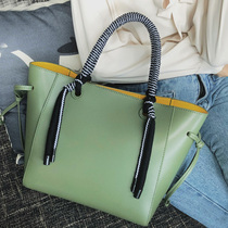 Bag Packs Women Packs New 2019 Tide Genuine Leather Single Shoulder Bag Women New Autumn Winter Large Capacity Hand Single Shoulder Bag Woman Big Bag