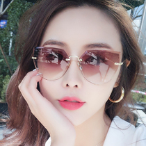 2021 South Koreas new net red sunglasses female trend star with sunglasses round face glasses square face long face polygon