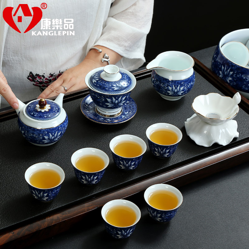 Recreational product office kung fu tea set of blue and white porcelain tea jade porcelain teacup tureen kettle of a complete set of the home