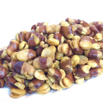 Salty jade with silkworms fried with sweet and salty and salty and savory pubs and a snack for a casual and crisp bean snack