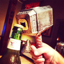 Tremble Quake Captain America Thor Hammer Beer bottle Opener Bottle opener Creative Avengers