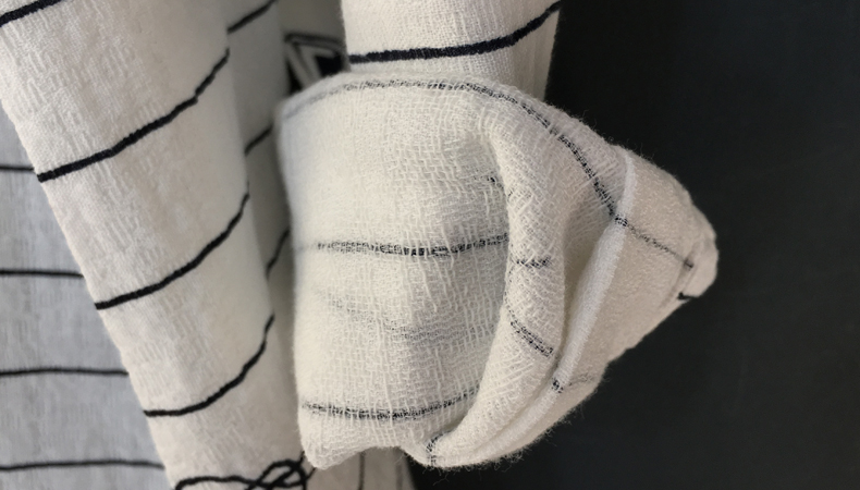 lv圍巾m71040是哪年的上市 暖樹2020春裝新上市 柔軟的肌理棉紗簡單減齡中長款襯衫女大碼 lv圍巾包
